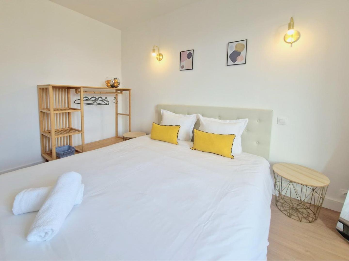 L'Etape Pisciacaise / F2 4Pers. De Standing Apartman Poissy Kültér fotó